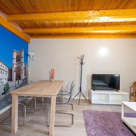 Apartamentos Go - Leopoldo Cano Center Valladolid Exterior photo