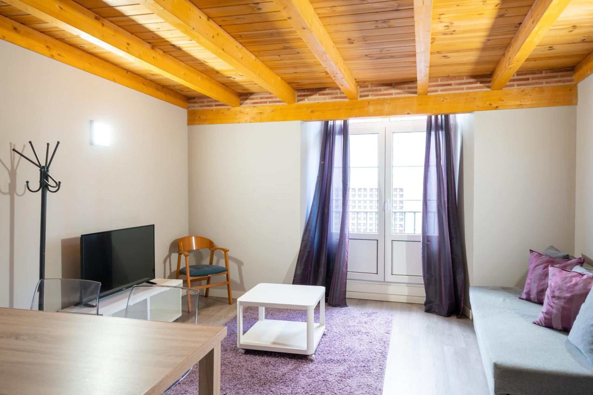 Apartamentos Go - Leopoldo Cano Center Valladolid Exterior photo